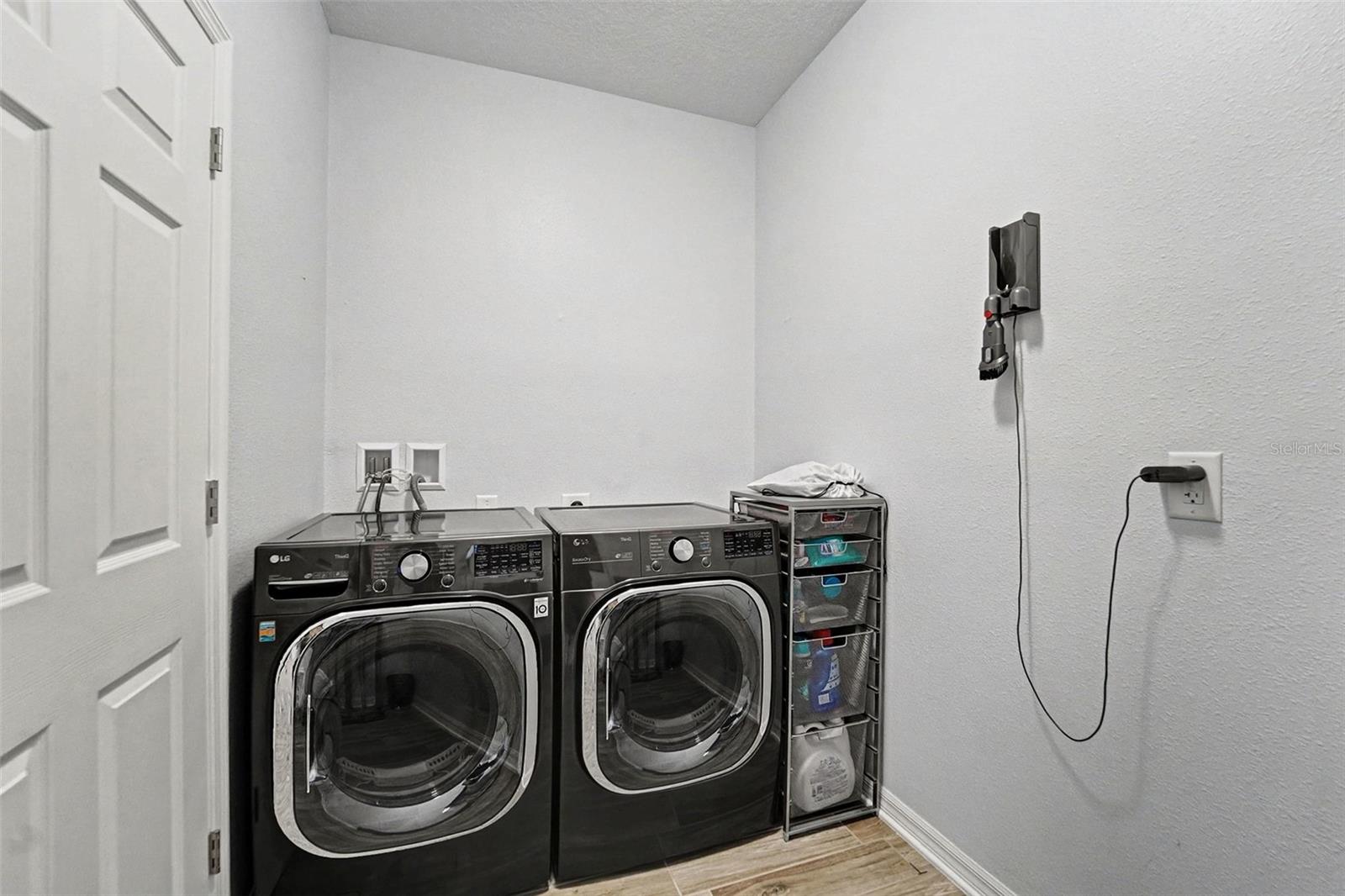 Image 28 of 31 For 18016 Cortes Creek Boulevard