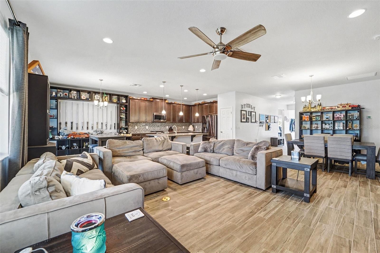 Image 7 of 31 For 18016 Cortes Creek Boulevard