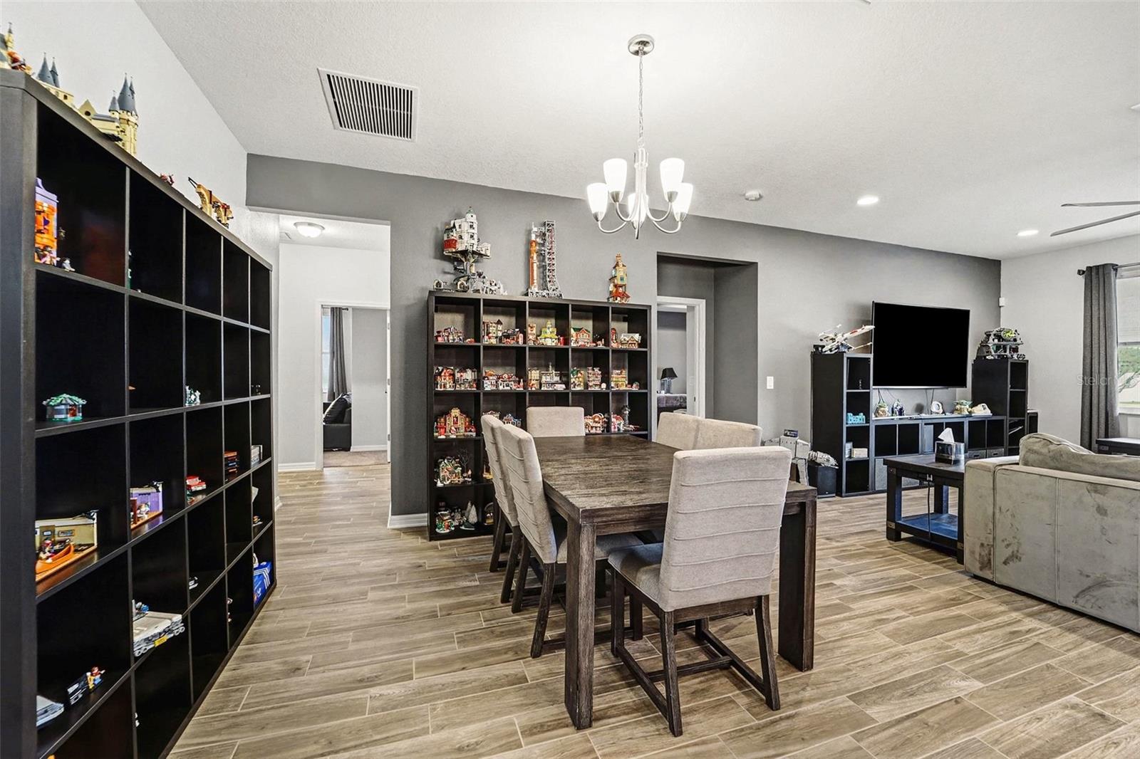 Image 8 of 31 For 18016 Cortes Creek Boulevard