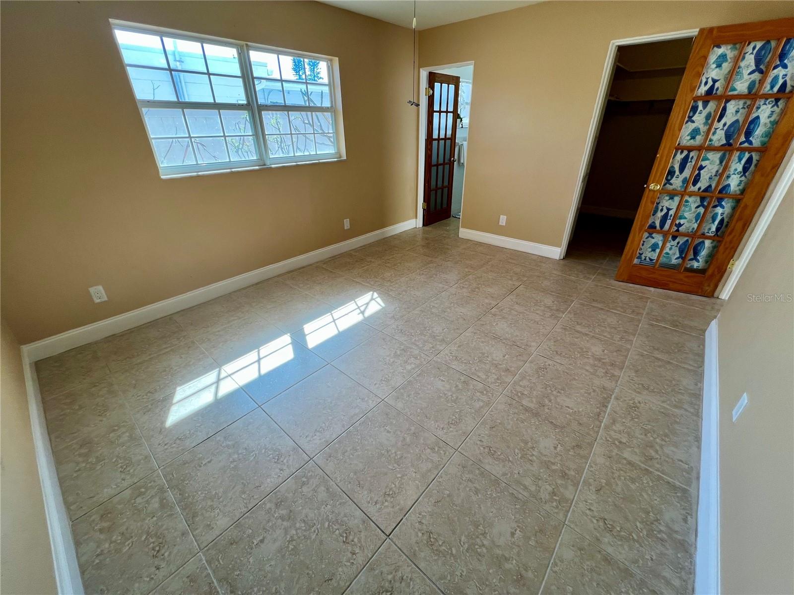 Image 14 of 46 For 11315 3rd Street E