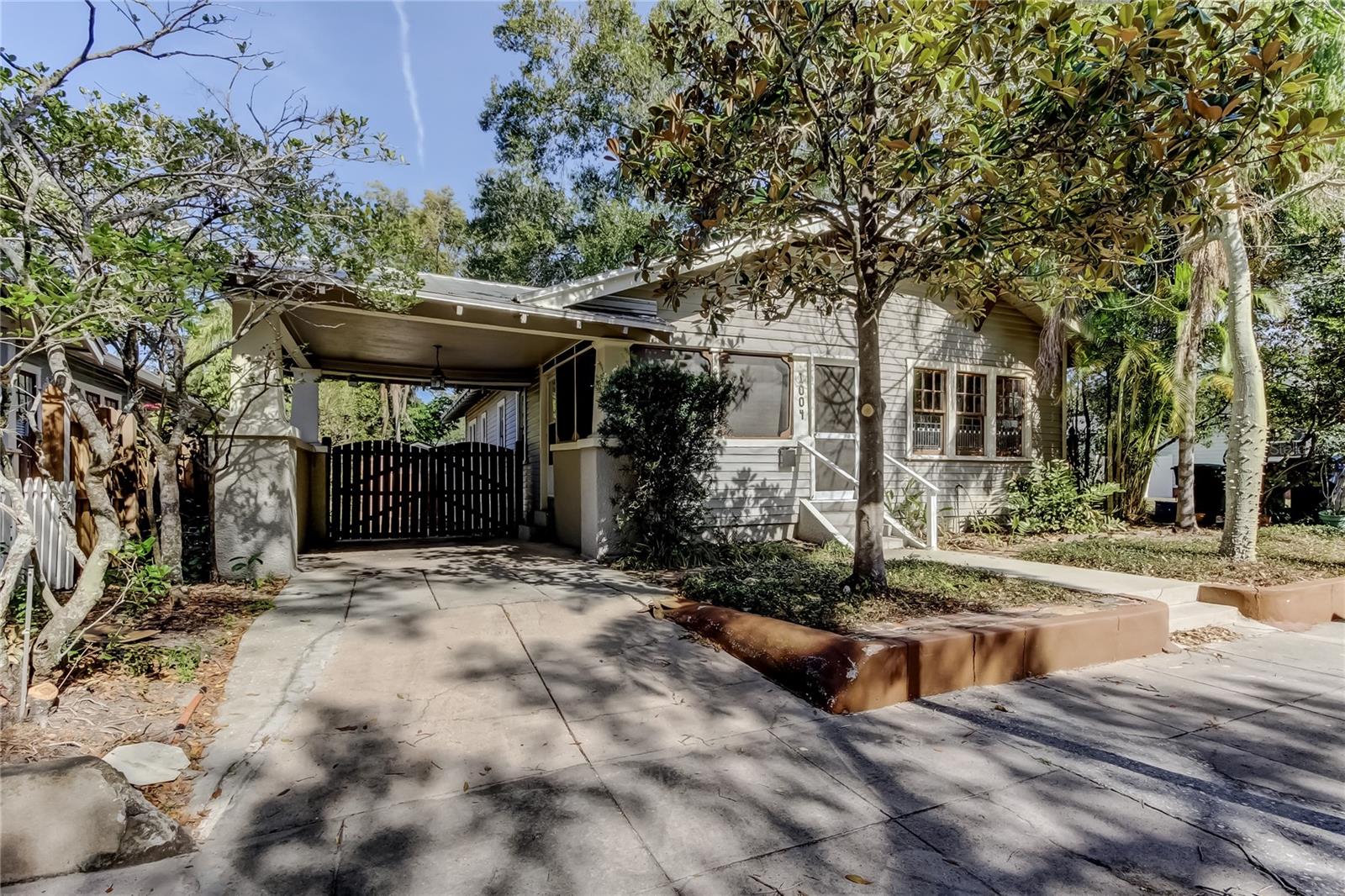 Image 2 of 47 For 1004 Crenshaw Street