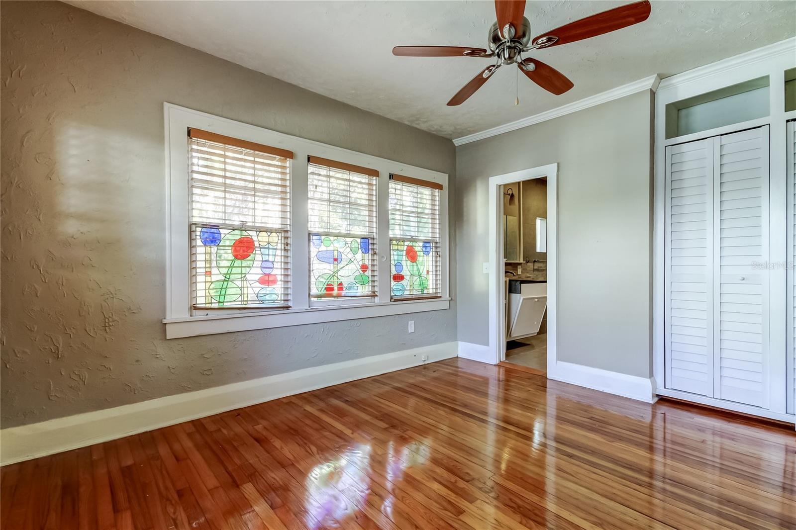 Image 26 of 47 For 1004 Crenshaw Street