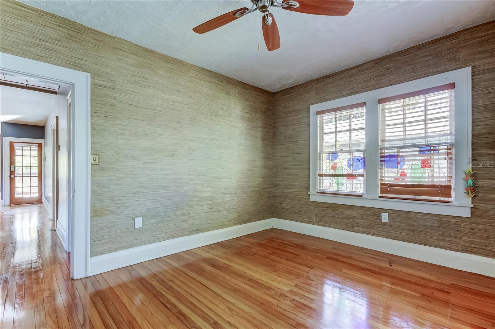 Image 28 of 47 For 1004 Crenshaw Street