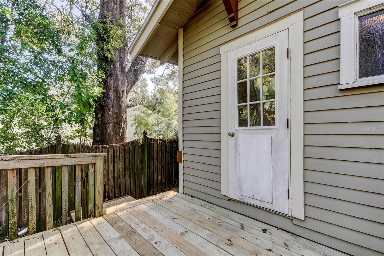 Image 37 of 47 For 1004 Crenshaw Street