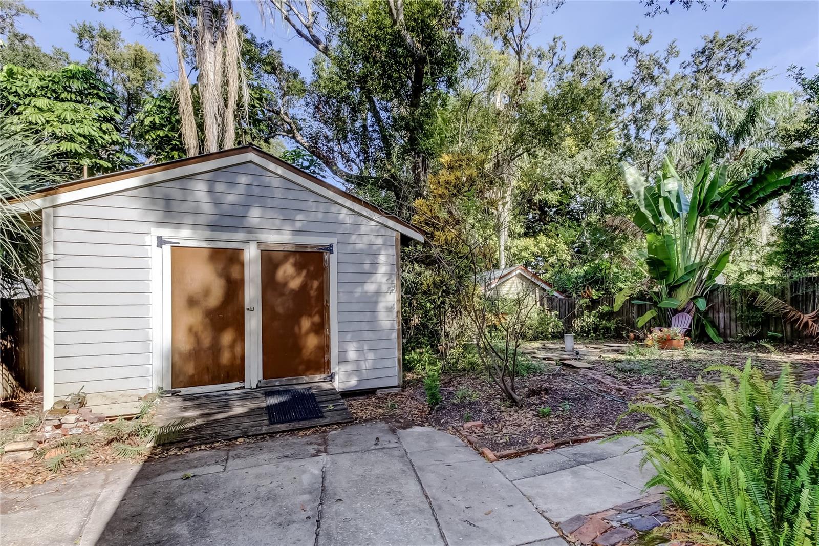 Image 44 of 47 For 1004 Crenshaw Street