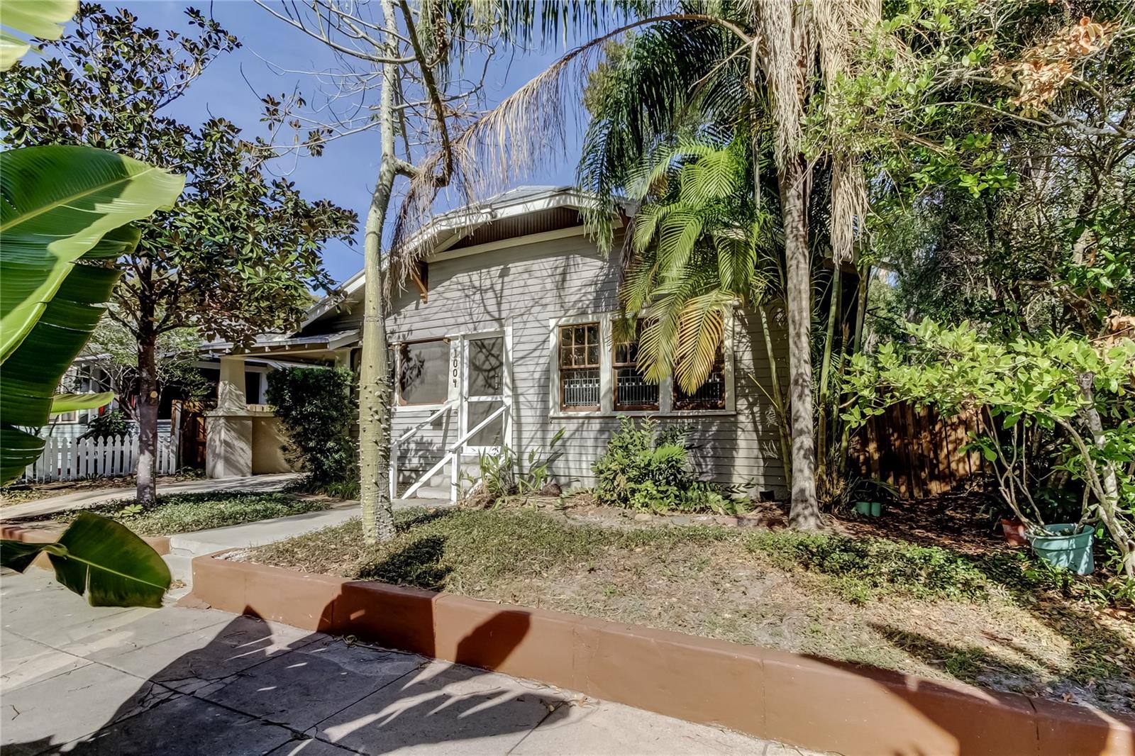 Image 5 of 47 For 1004 Crenshaw Street