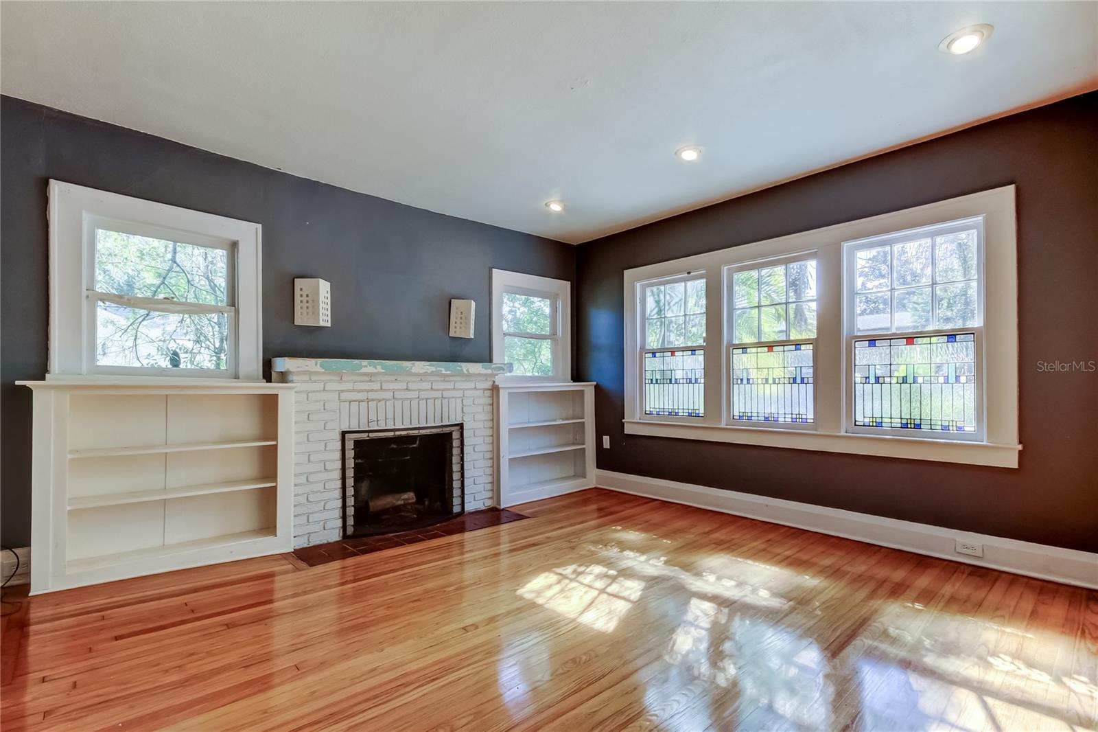 Image 8 of 47 For 1004 Crenshaw Street