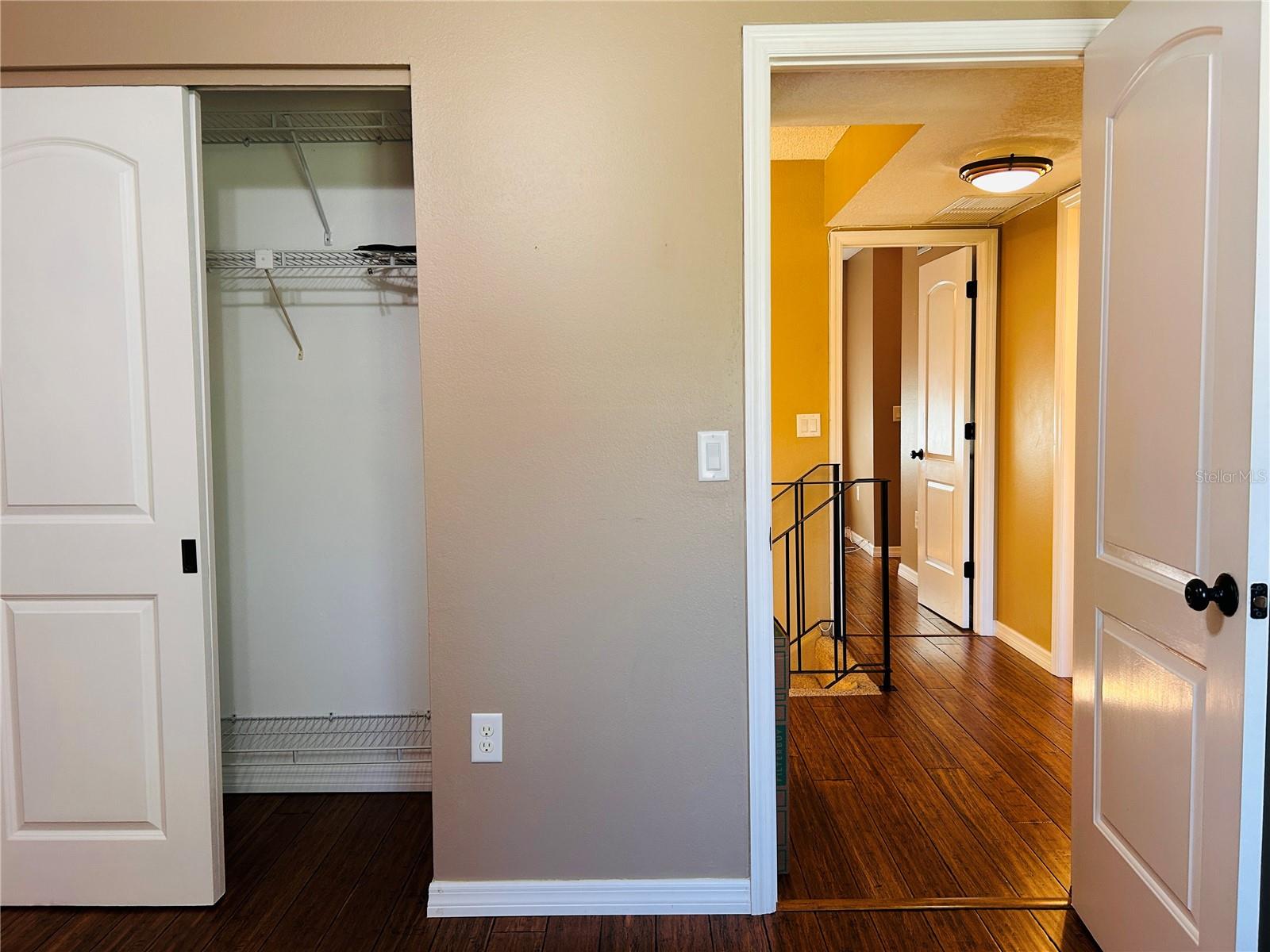 Image 22 of 31 For 2915 Pine Cone Circle