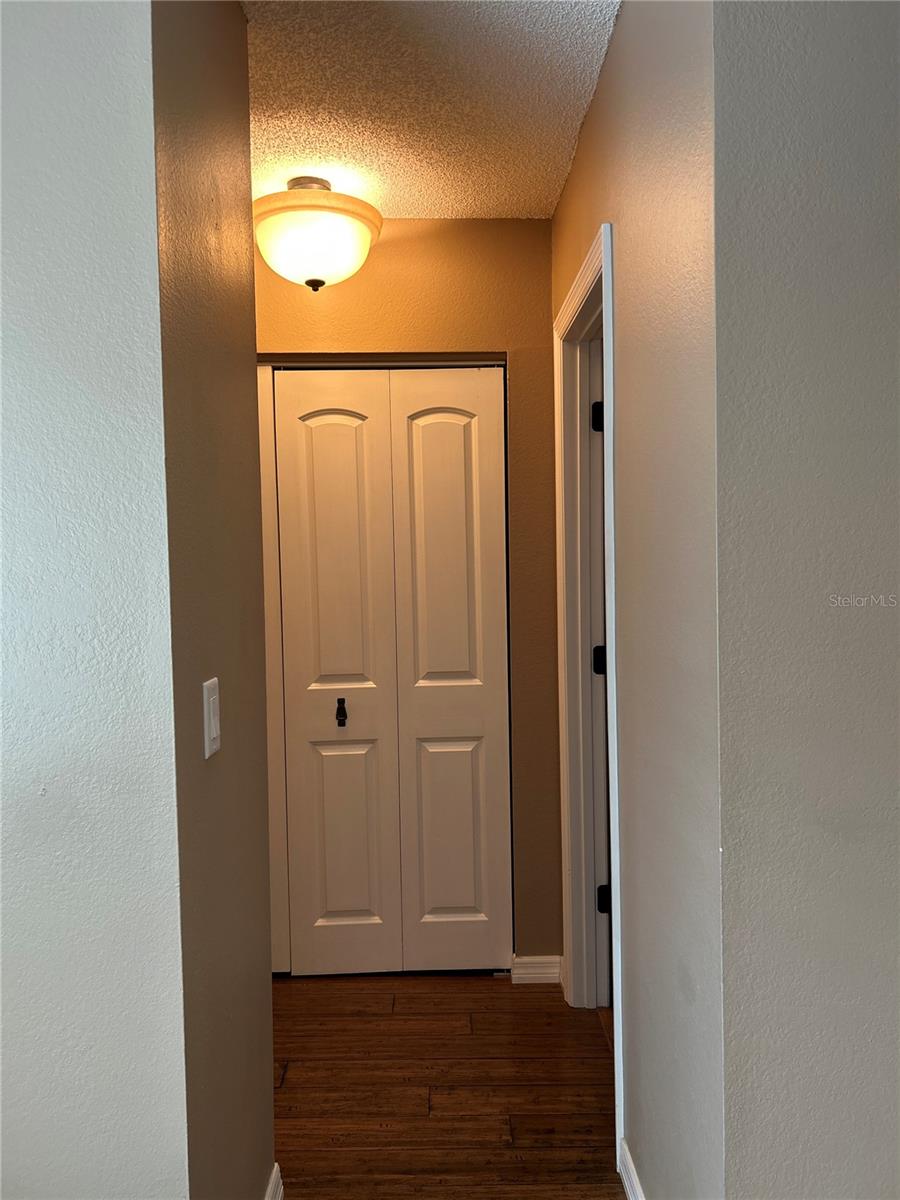 Image 25 of 31 For 2915 Pine Cone Circle