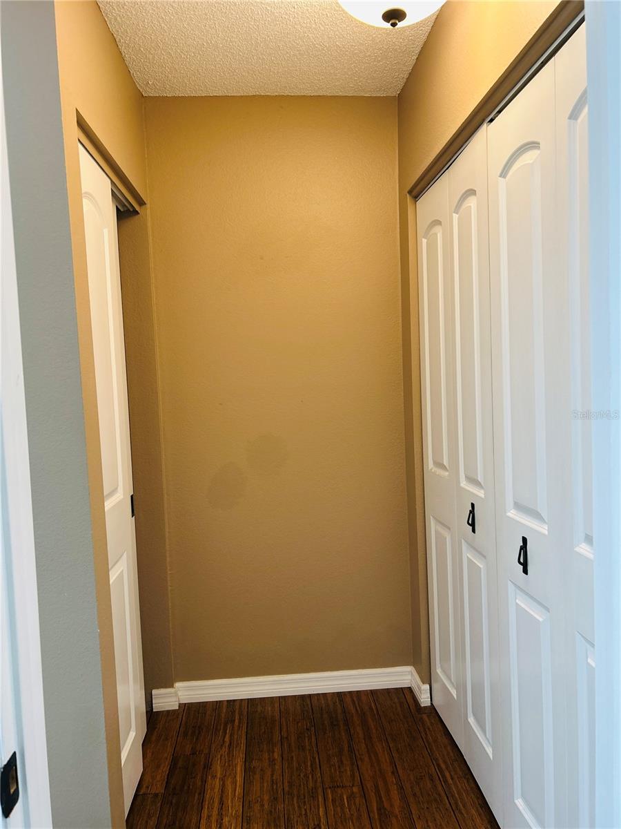 Image 26 of 31 For 2915 Pine Cone Circle