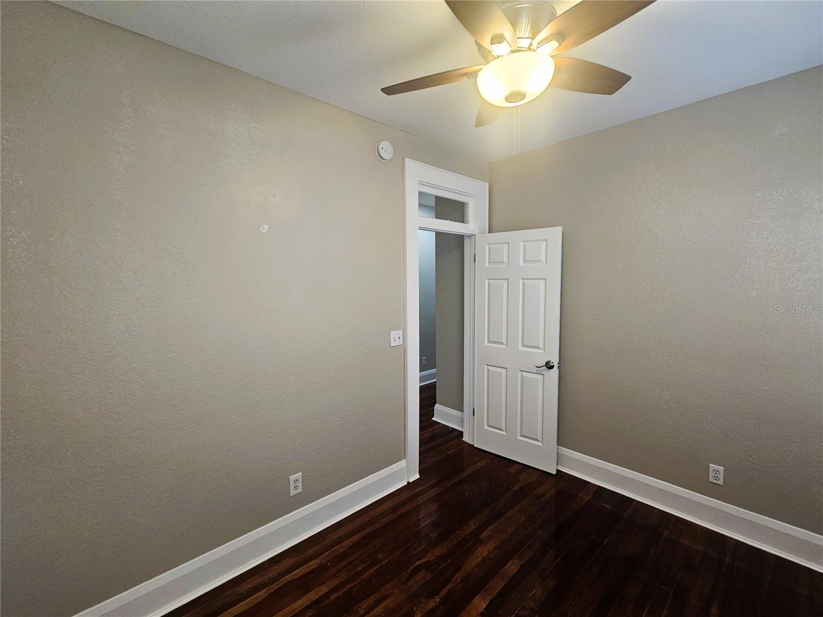 Image 4 of 10 For 209 Westland Avenue C