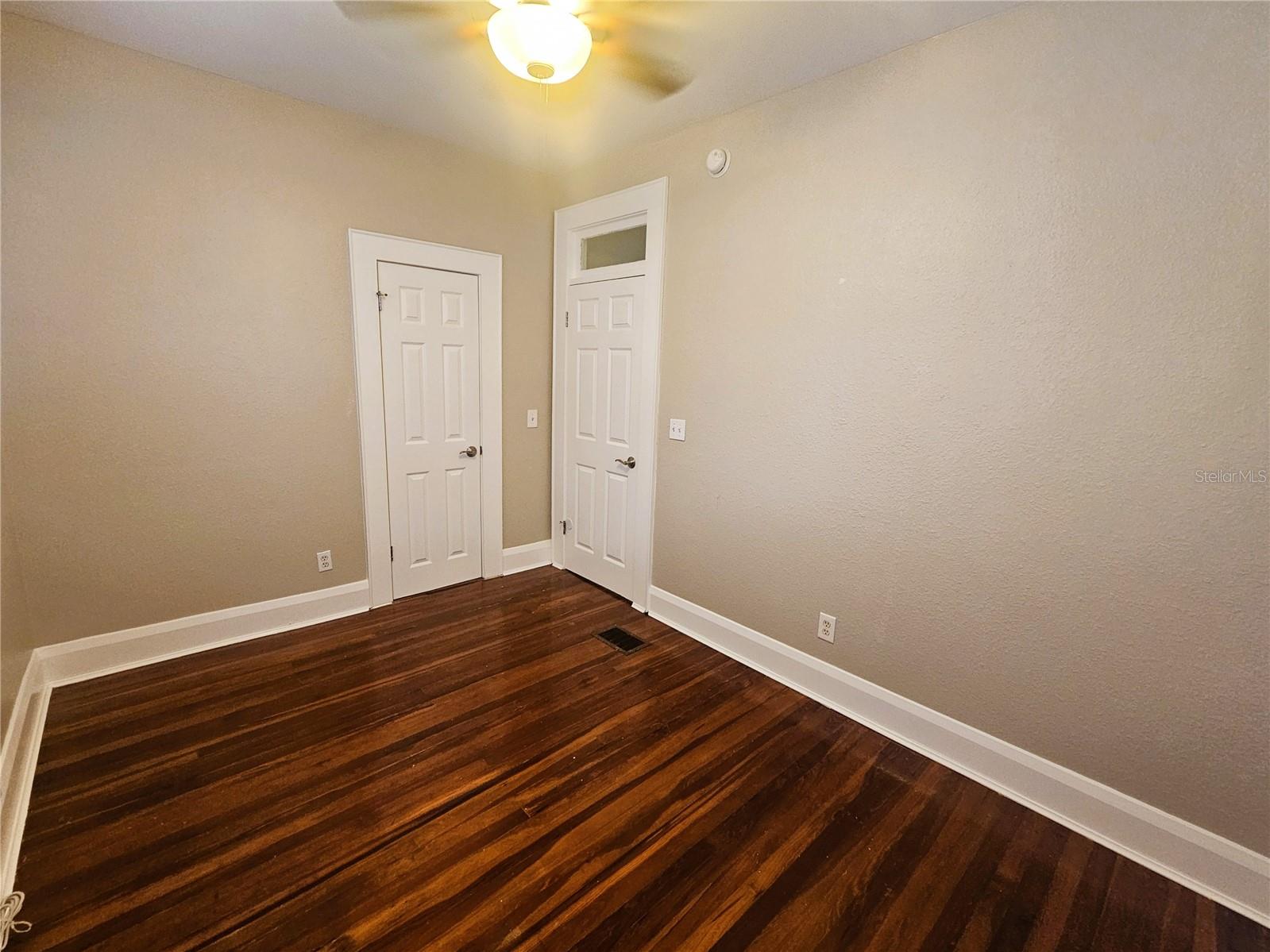 Image 8 of 10 For 209 Westland Avenue C