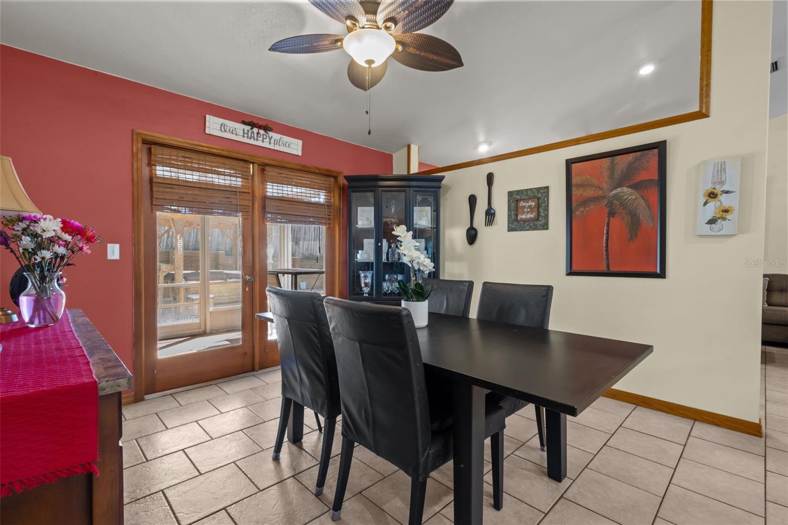 Image 18 of 37 For 275 Highland Avenue