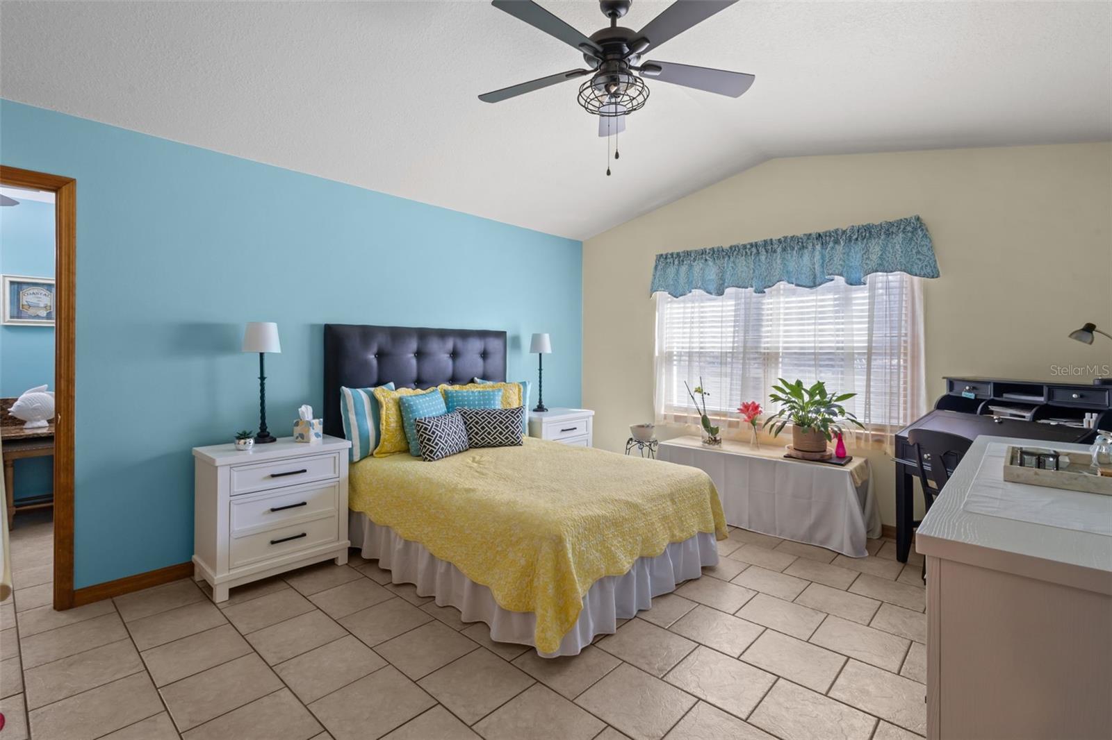 Image 19 of 37 For 275 Highland Avenue