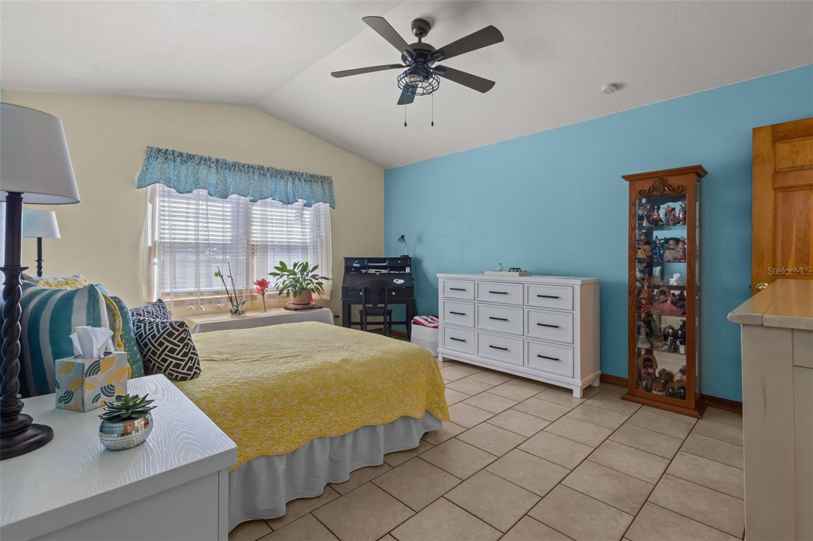 Image 20 of 37 For 275 Highland Avenue