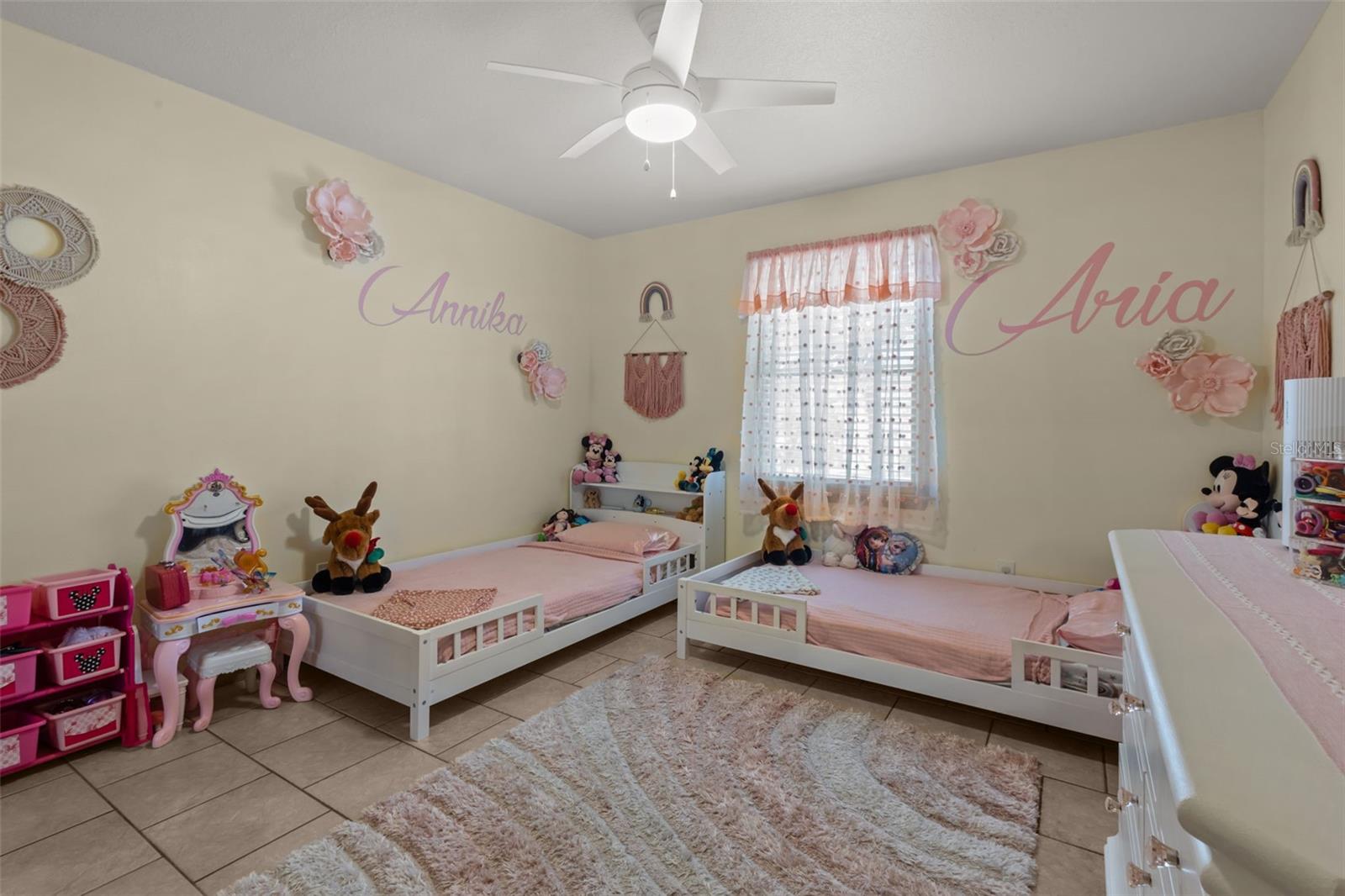 Image 25 of 37 For 275 Highland Avenue