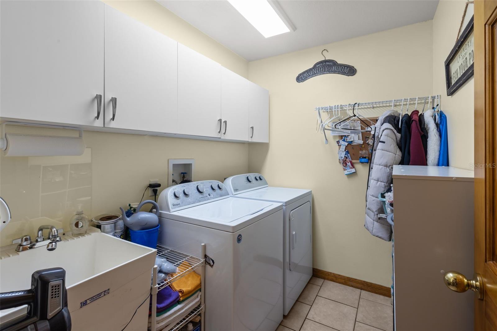 Image 27 of 37 For 275 Highland Avenue