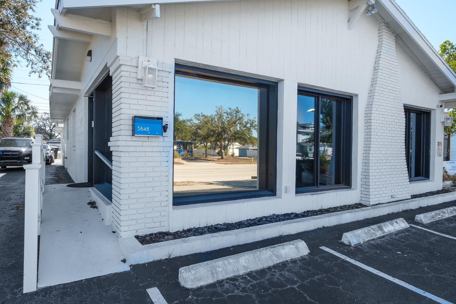 Image 3 of 22 For 3848 Central Avenue