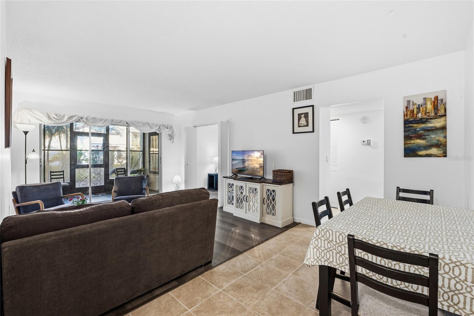 Image 5 of 30 For 2209 Belleair Road C5