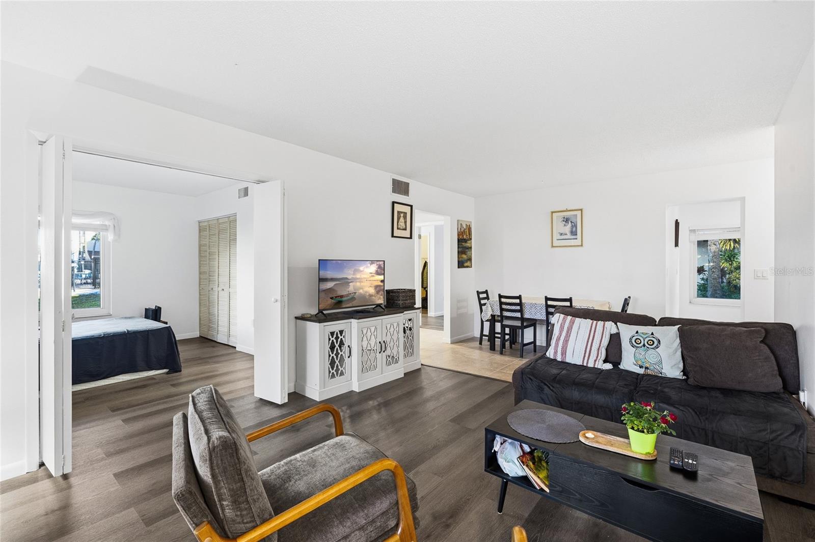 Image 8 of 30 For 2209 Belleair Road C5