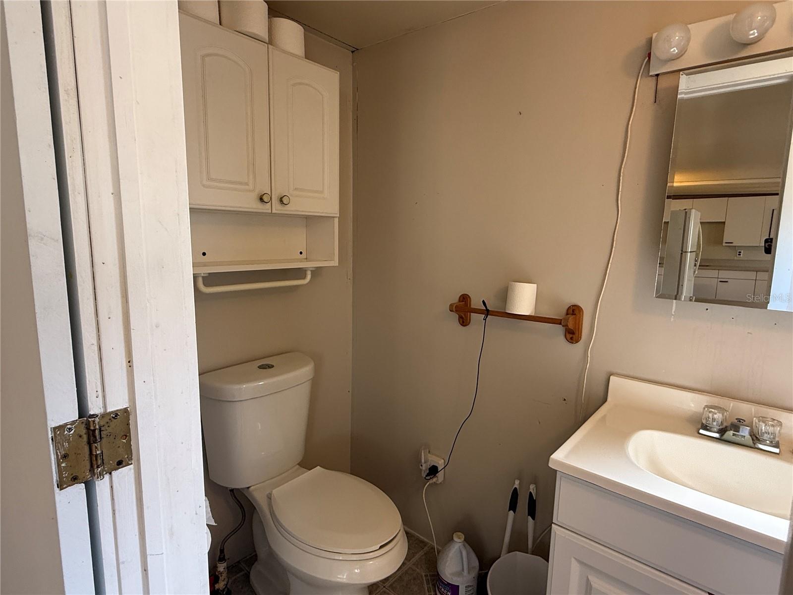 Listing photo id 22 for 5104 Little Lake Ct