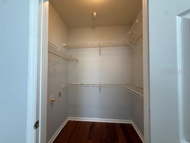 Image 18 of 36 For 2212 Bay Club Circle 2212