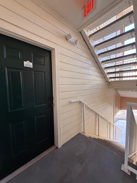 Image 6 of 36 For 2212 Bay Club Circle 2212