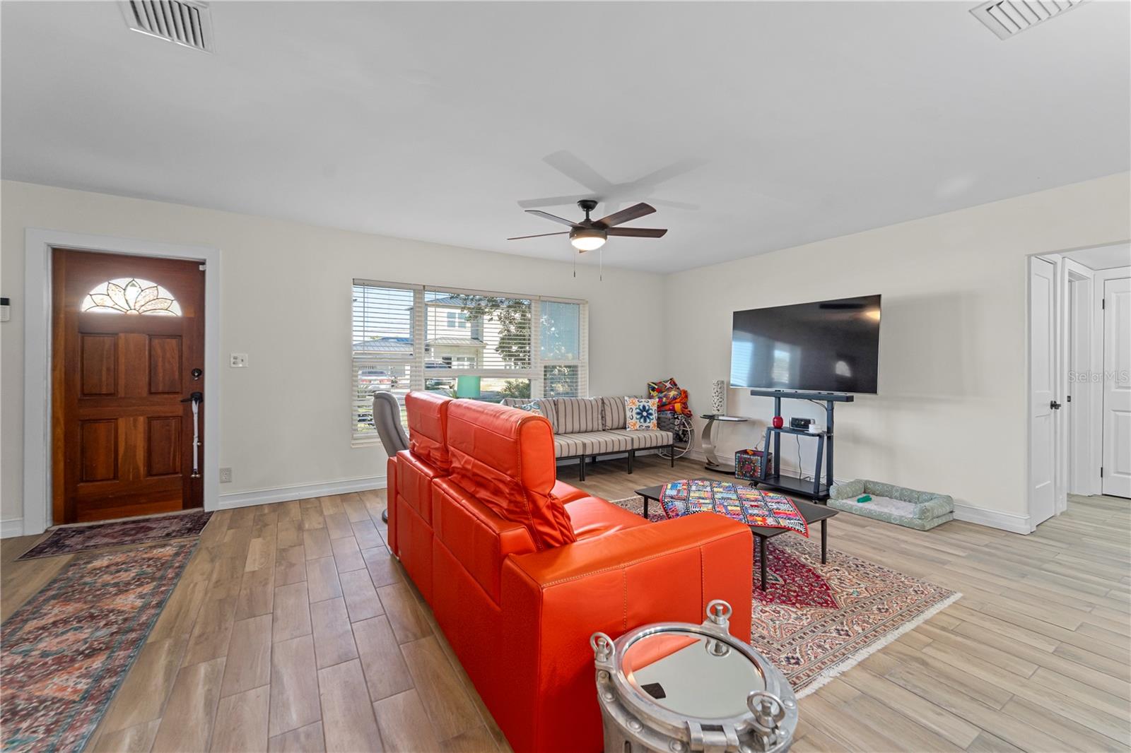 Image 8 of 24 For 6660 Bay Street