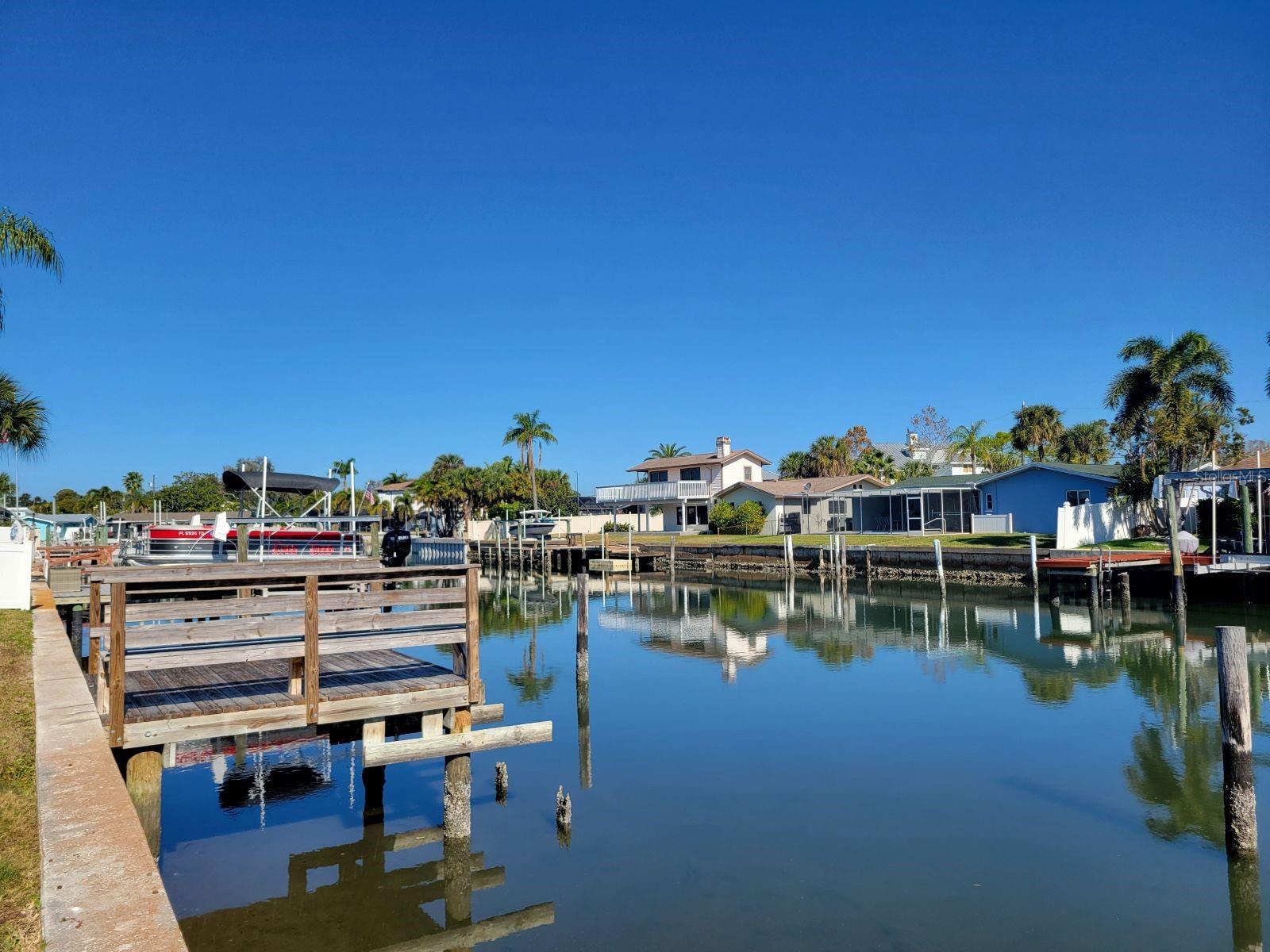 Image 31 of 34 For 1985 Cove Drive