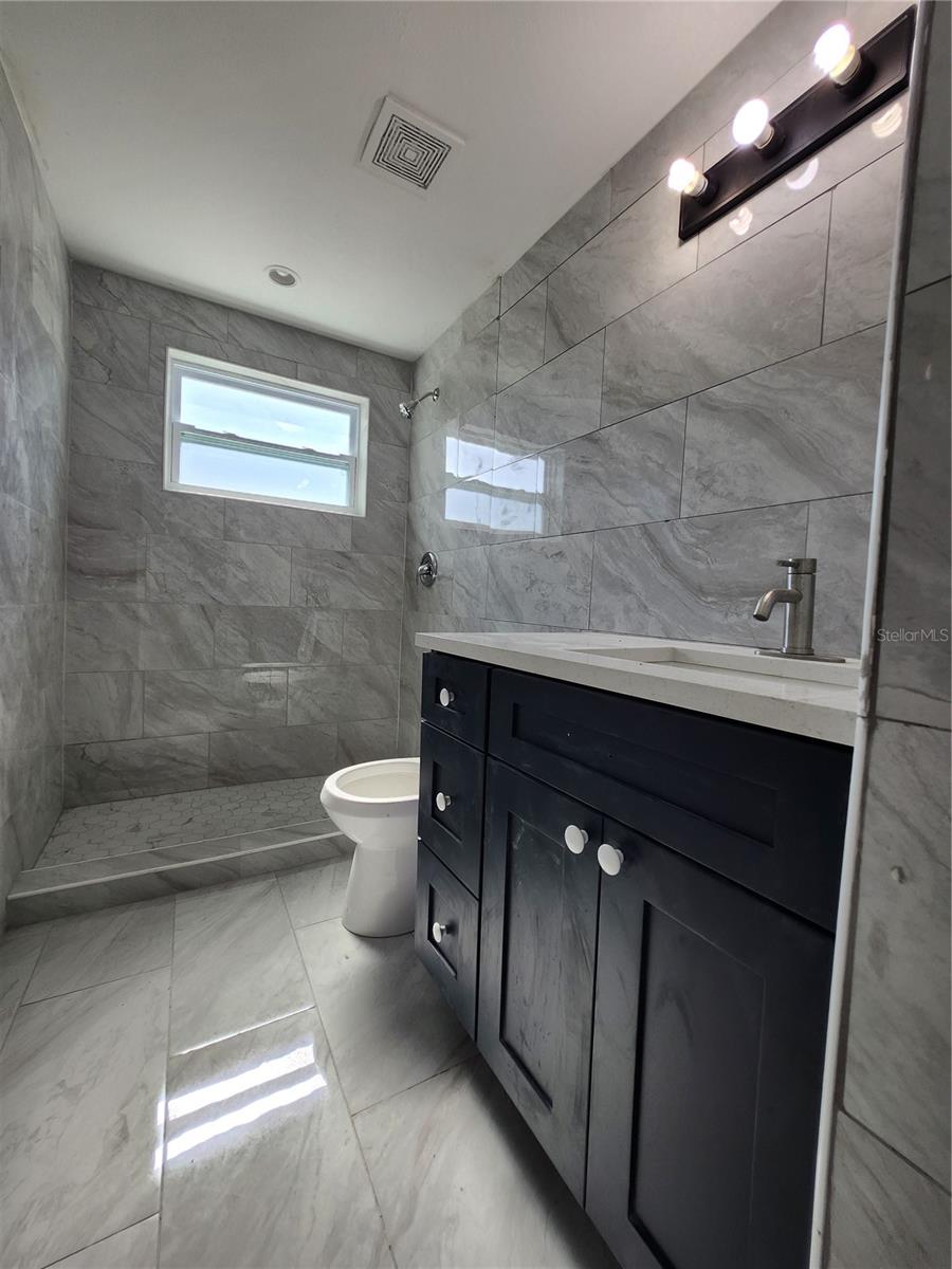 Image 8 of 10 For 1302 Shell Point Road