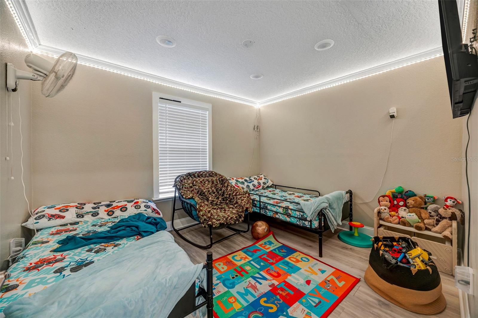 Image 11 of 23 For 7149 Spruce Drive