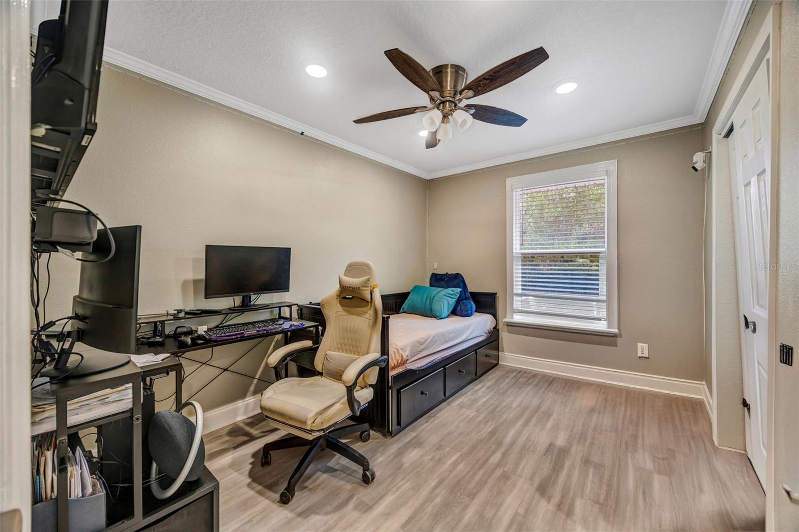 Image 12 of 23 For 7149 Spruce Drive