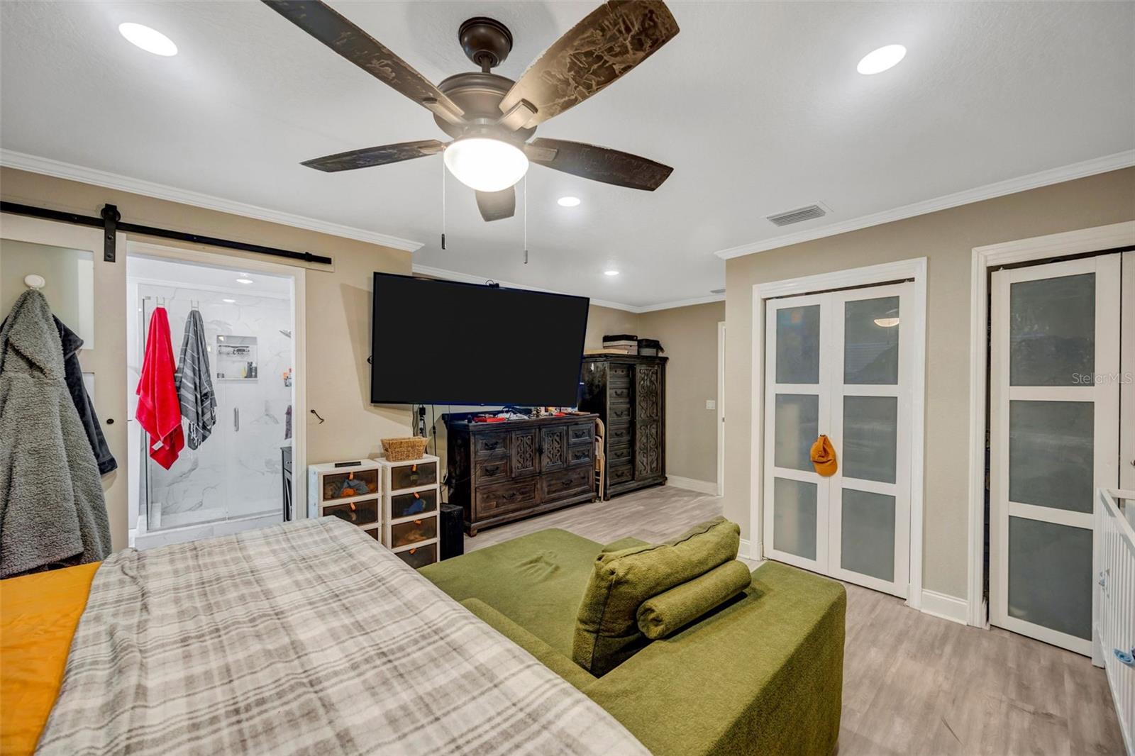 Image 8 of 23 For 7149 Spruce Drive