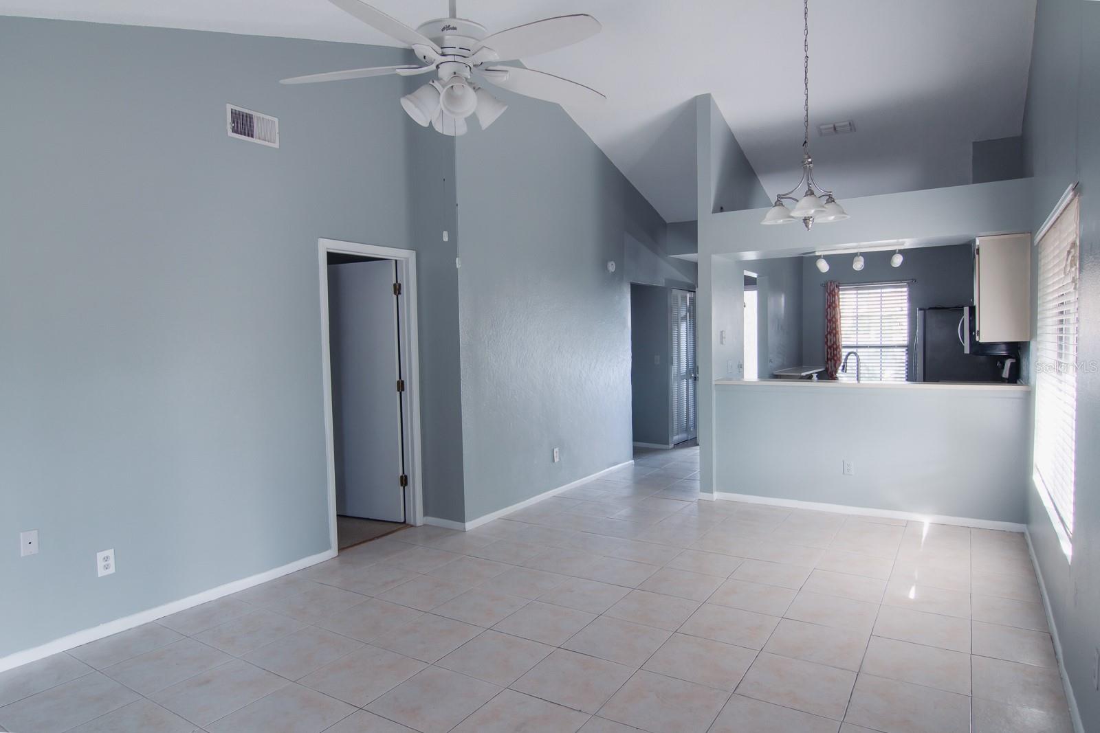 Image 15 of 18 For 8418 Laurelon Place