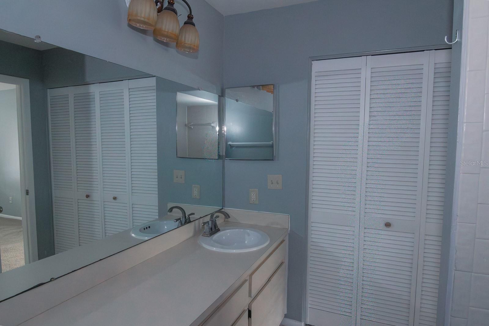 Image 16 of 18 For 8418 Laurelon Place