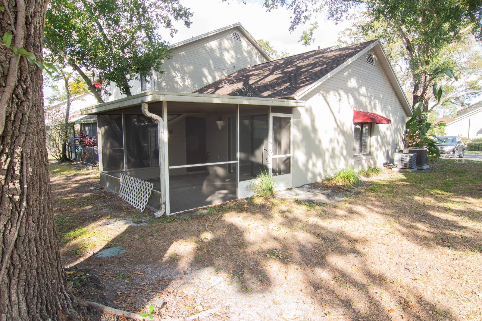 Image 3 of 18 For 8418 Laurelon Place