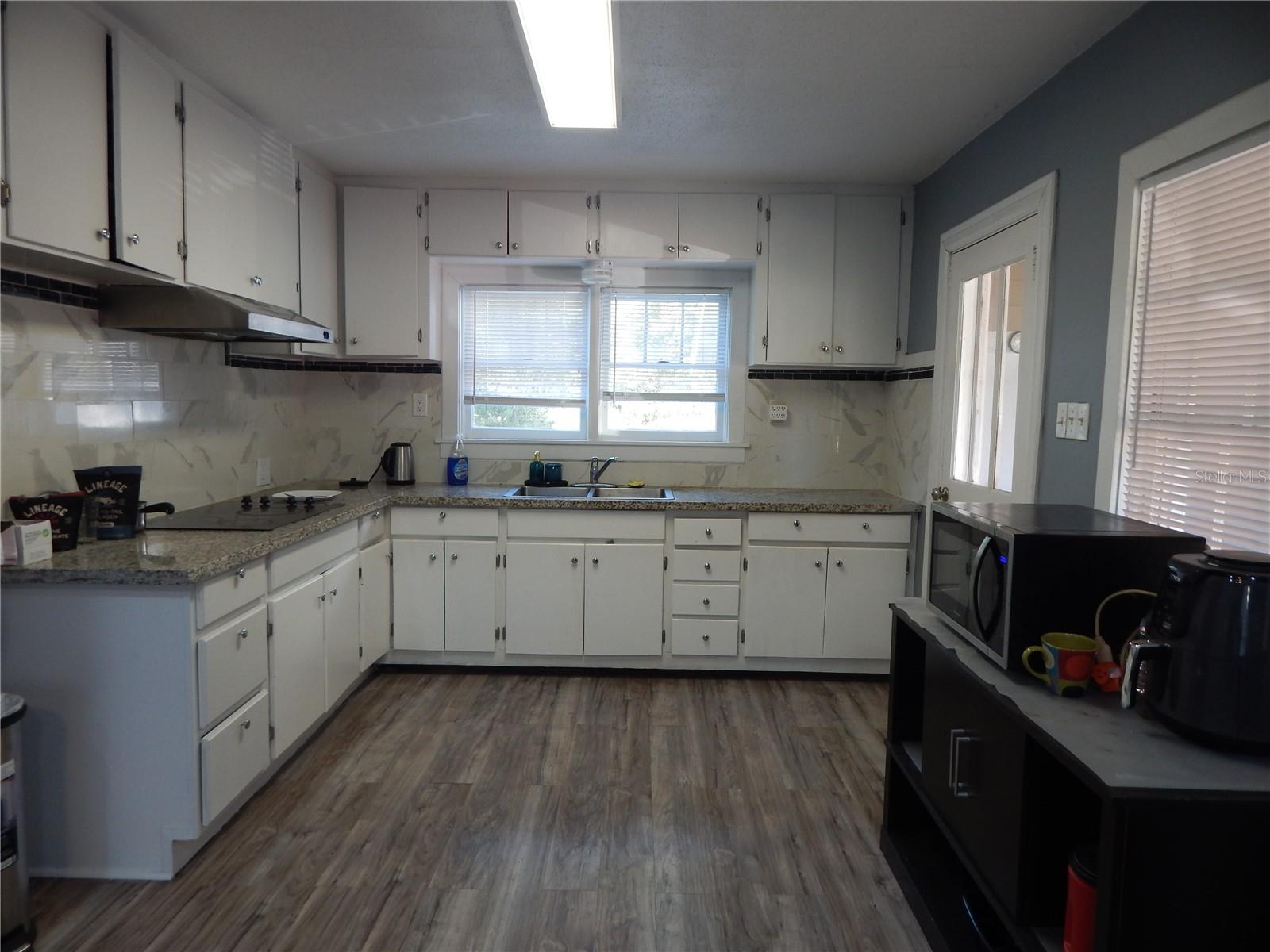 Image 12 of 27 For 6020 Jackson Street