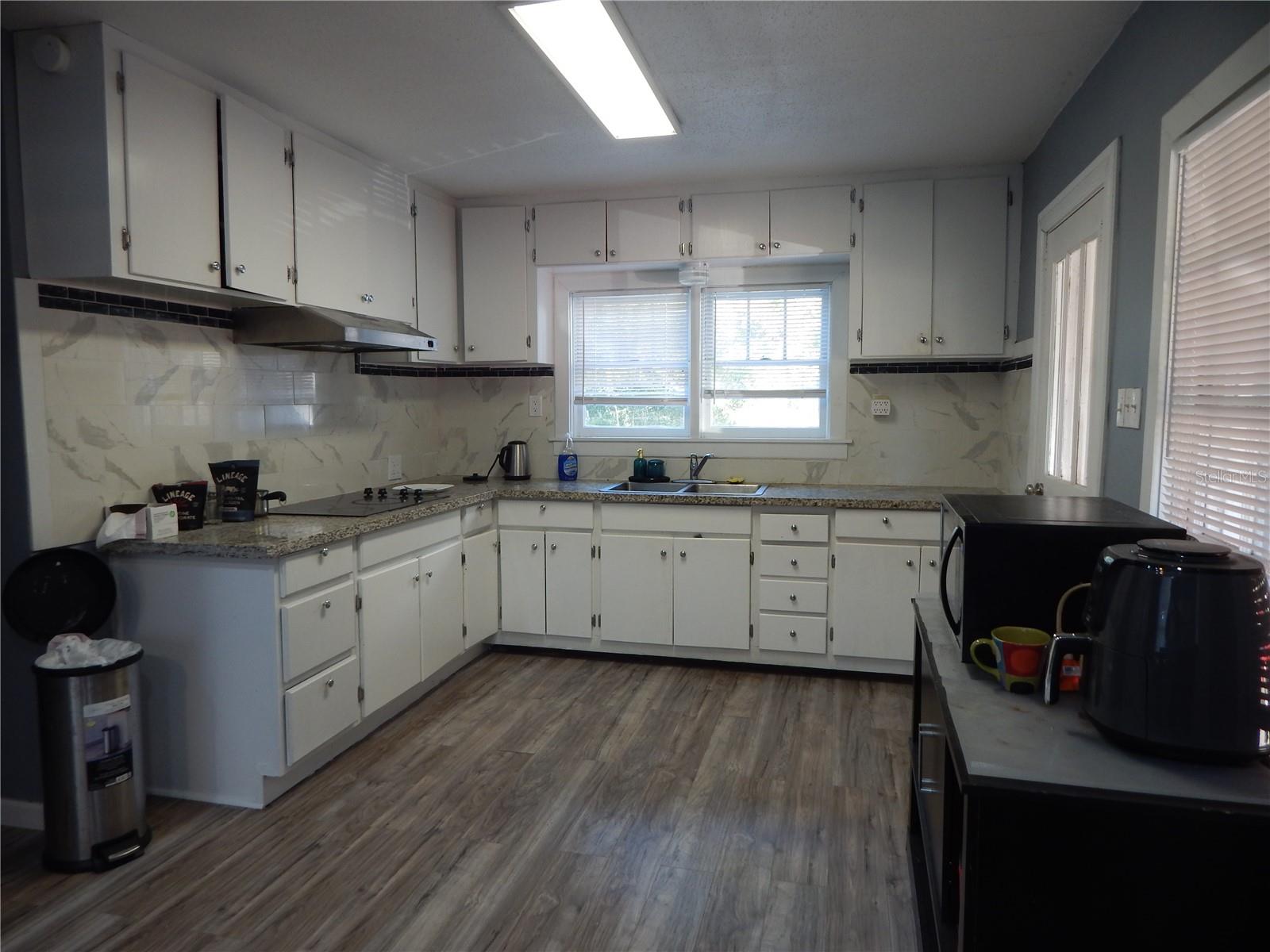 Image 13 of 27 For 6020 Jackson Street