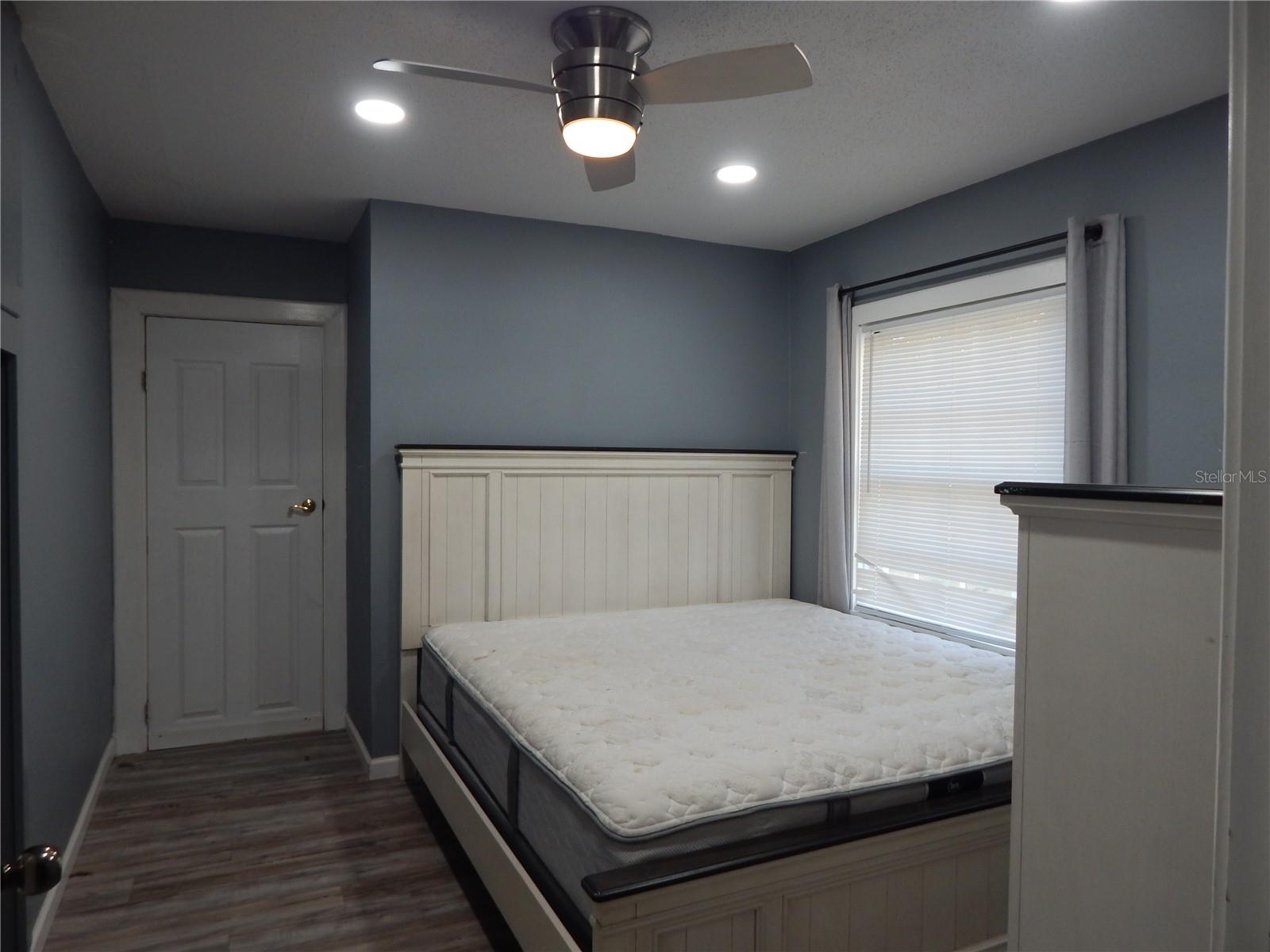 Image 16 of 27 For 6020 Jackson Street