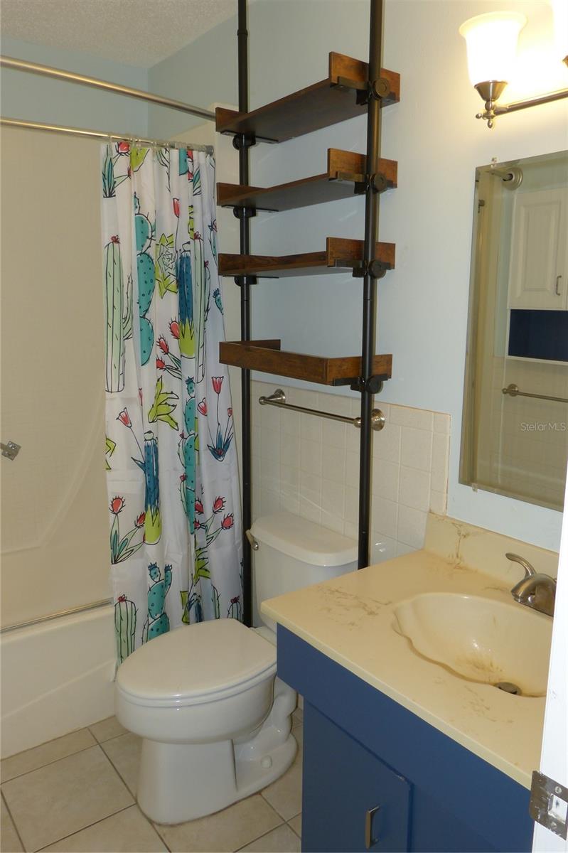 Image 18 of 31 For 2700 Bayshore Boulevard 4101