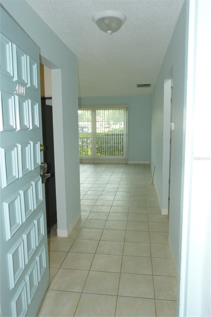 Image 4 of 31 For 2700 Bayshore Boulevard 4101