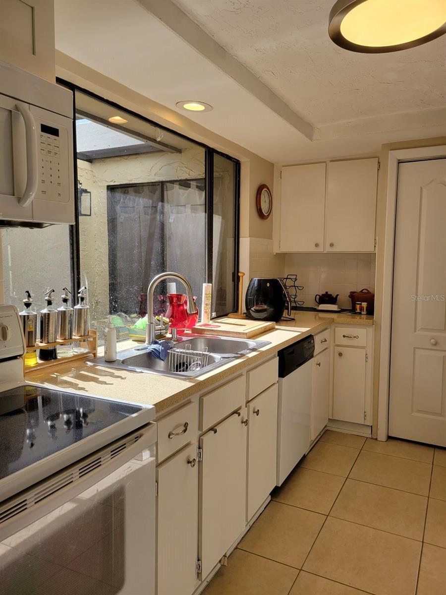 Image 20 of 40 For 12231 Magnolia Grove Lane