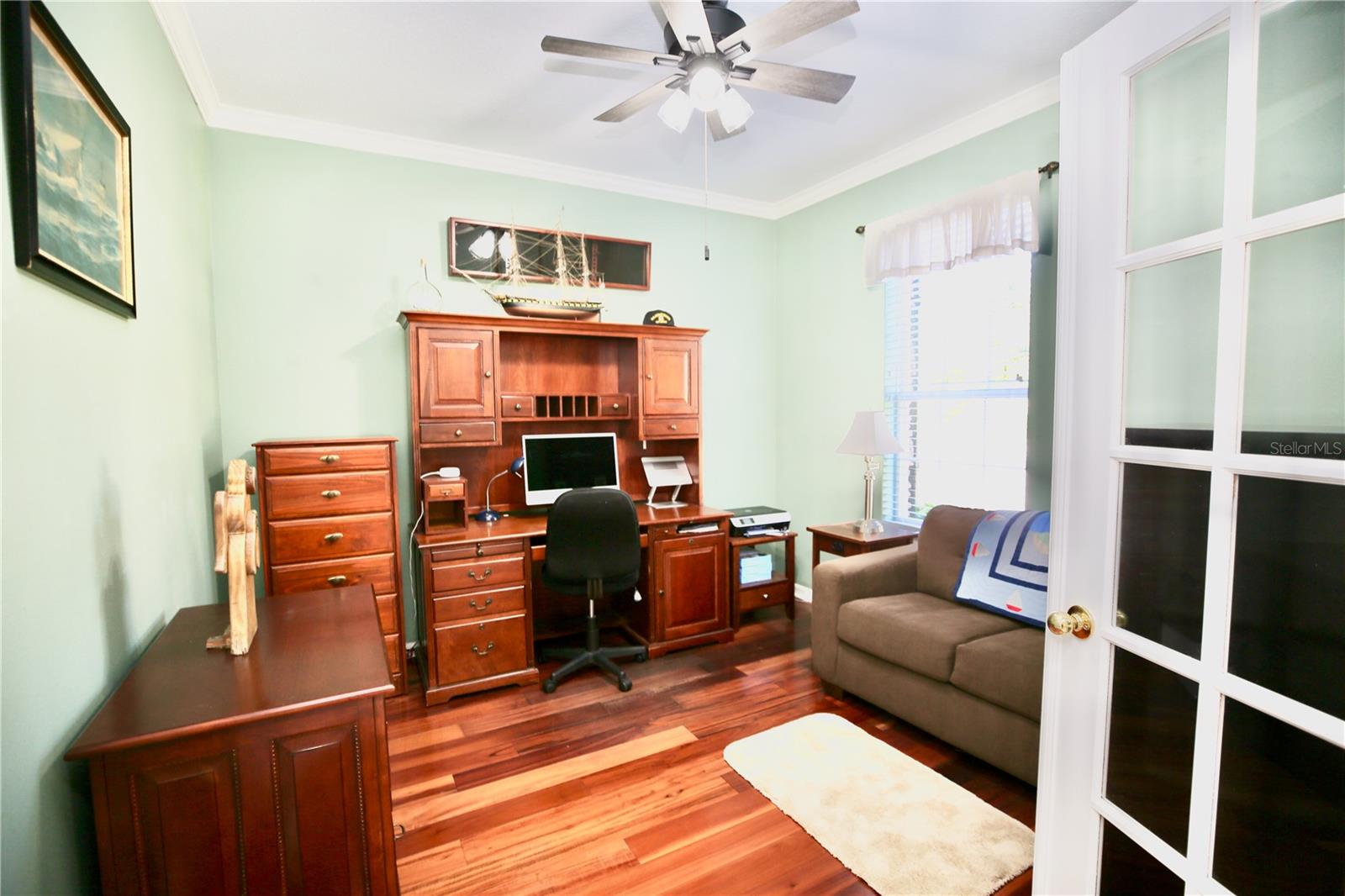 Listing photo id 11 for 19822 Prince Benjamin Drive