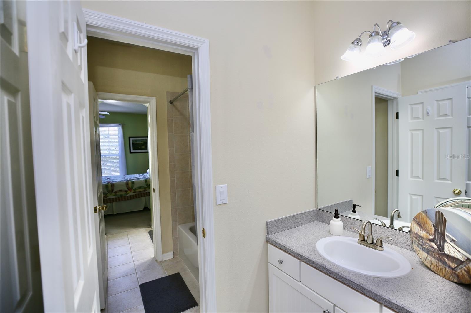 Listing photo id 41 for 19822 Prince Benjamin Drive