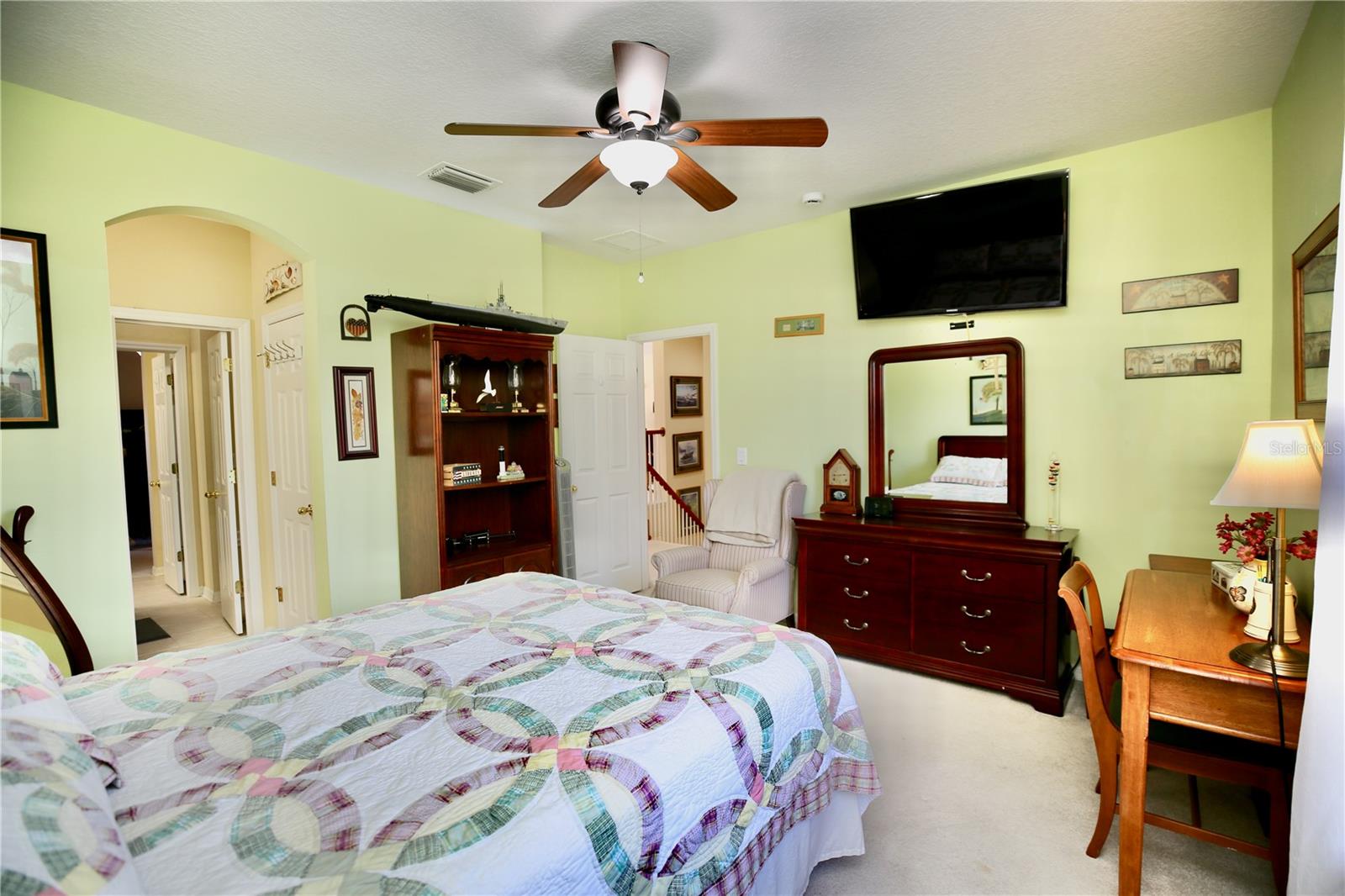 Listing photo id 48 for 19822 Prince Benjamin Drive