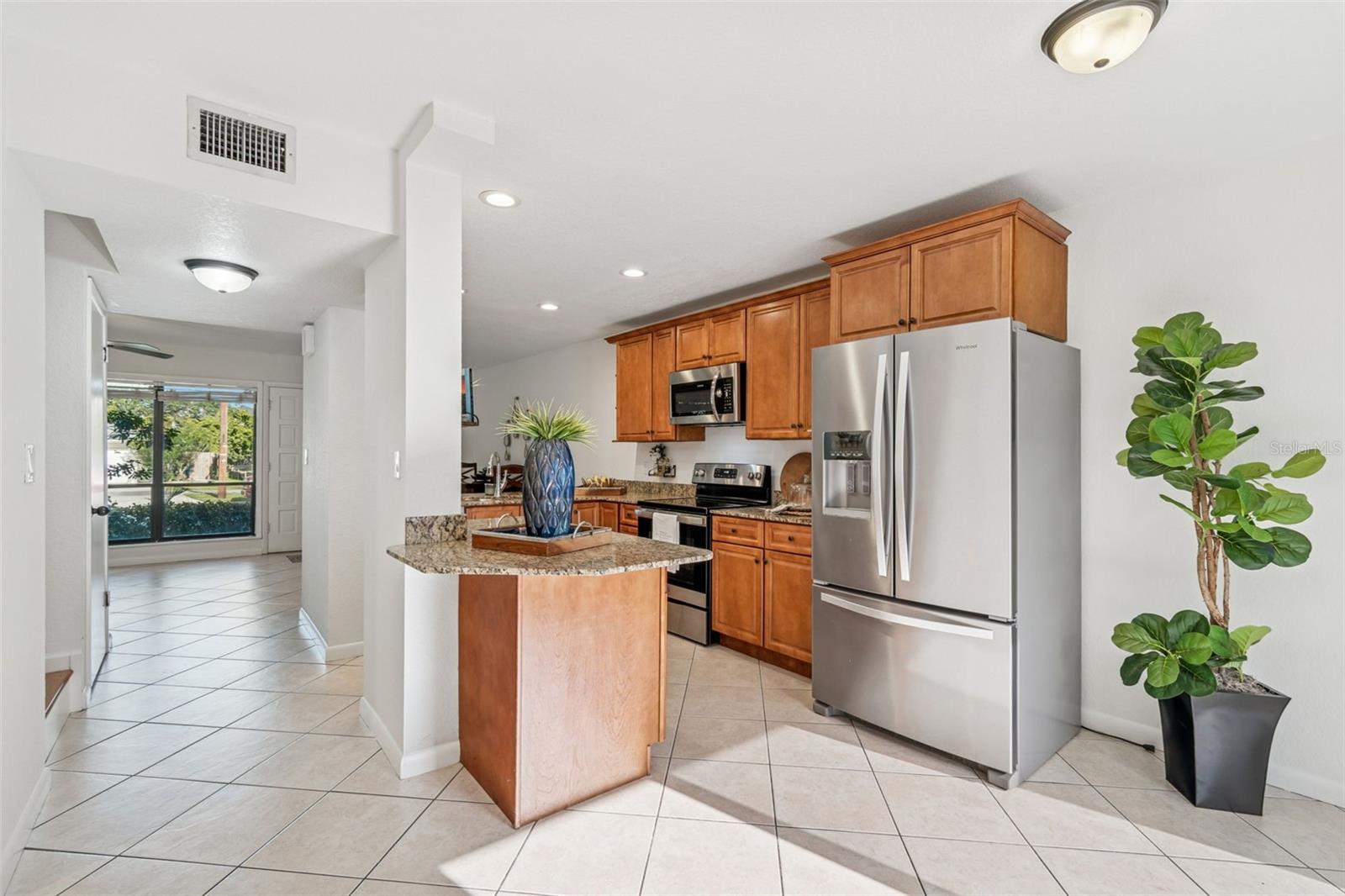 Image 14 of 54 For 108 Biscayne Avenue B