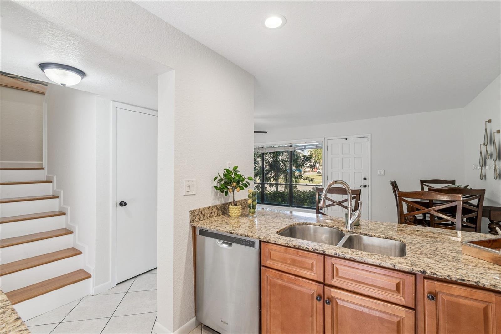 Image 25 of 54 For 108 Biscayne Avenue B