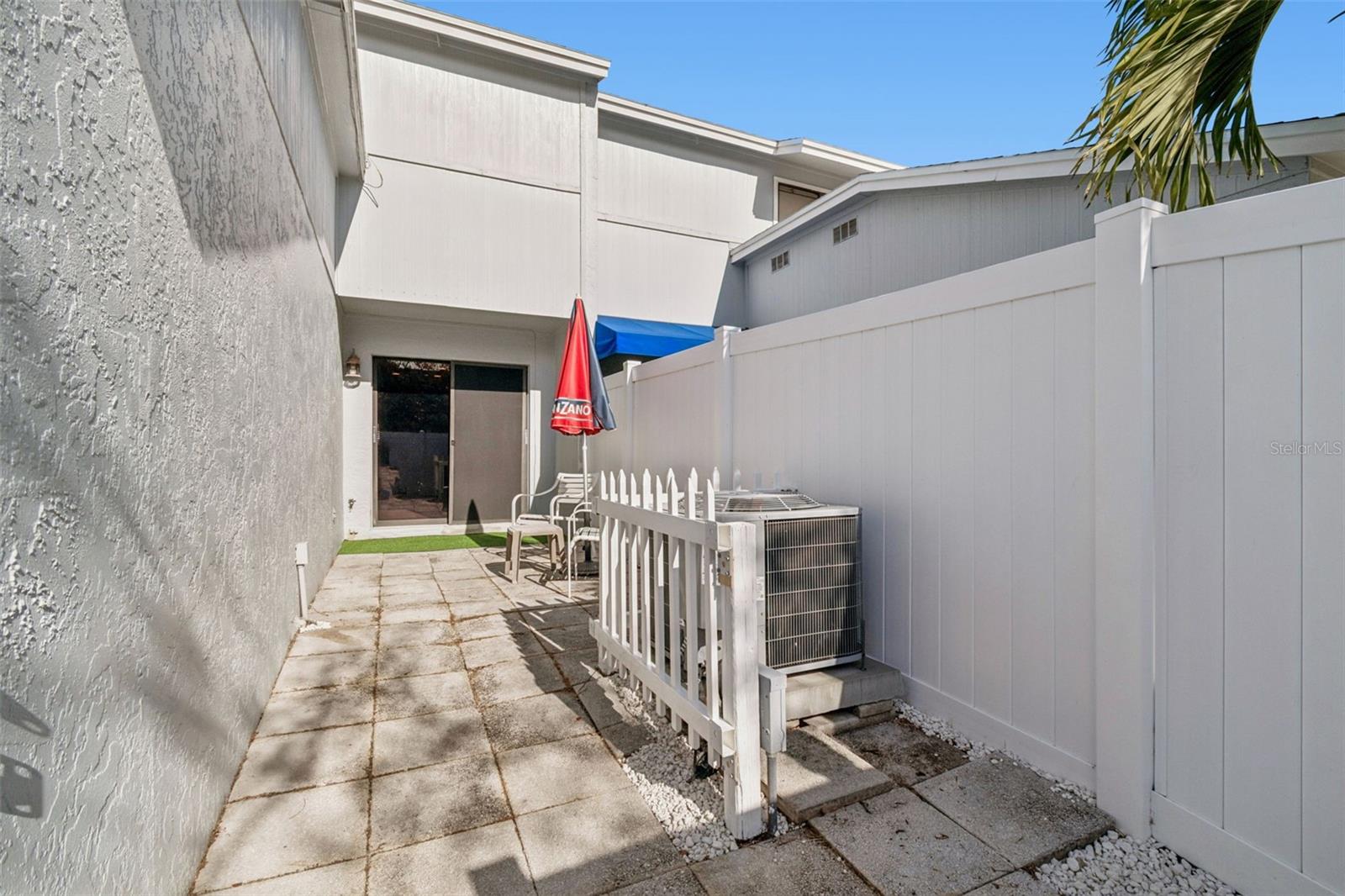 Image 30 of 54 For 108 Biscayne Avenue B