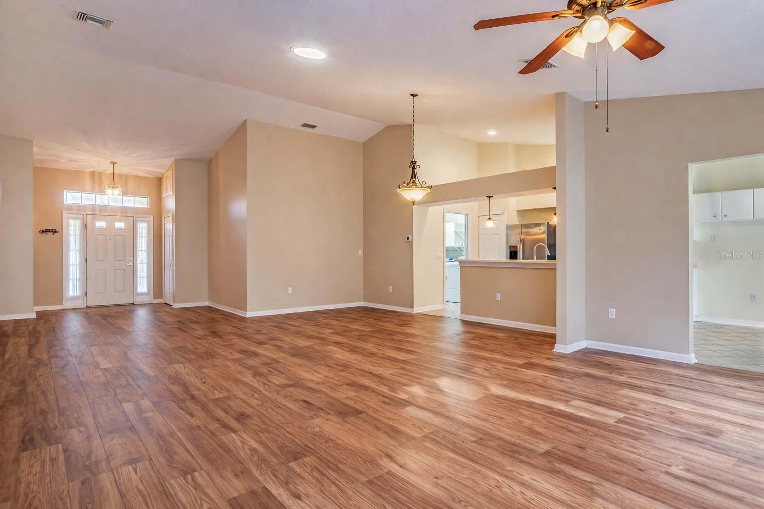 Image 14 of 54 For 11148 Hollander Avenue