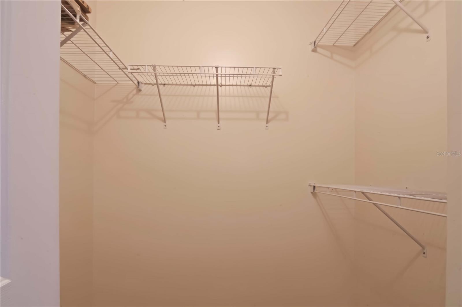 Image 29 of 54 For 11148 Hollander Avenue